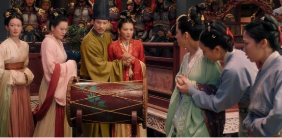 古代如果有妃子不忠,皇帝會用什麼方法來處置?主要是幾種手段 古代如果有妃子不忠,皇帝會用什麼方法來處置?主要是幾種手段