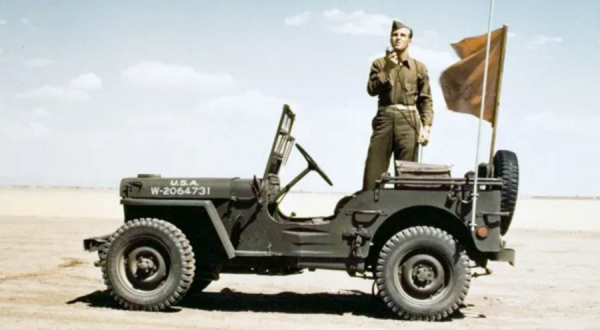 美國記者長津湖被志願軍俘虜，卻靠拍照賺百萬美元，成人生贏家