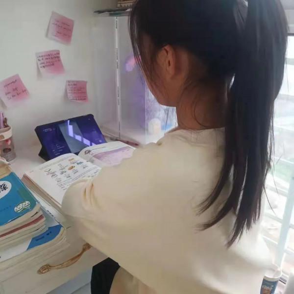 無&OpenCurlyDoubleQuote;生&rdquo;教學，有聲課堂，學生在家，教師在&OpenCurlyDoubleQuote;堂&rdquo;