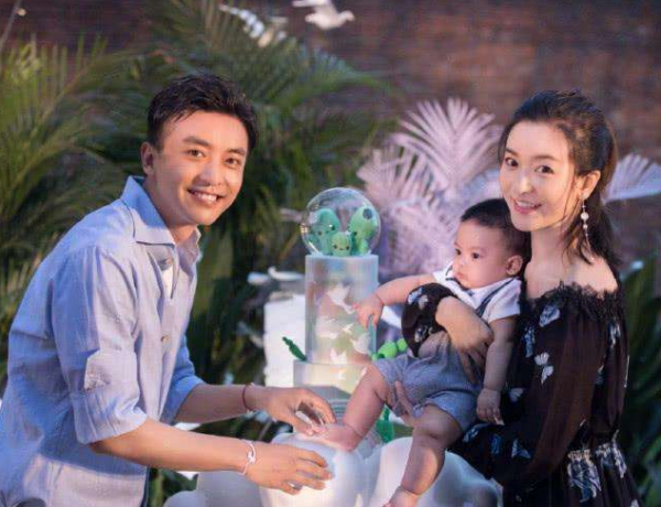 娛樂圈5對低調幸福的夫妻,每一對都是典範,結婚最長的已經15年 娛樂圈5對低調幸福的夫妻,每一對都是典範,結婚最長的已經15年