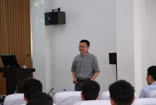 比光刻機更讓人痛心!全球晶片專家名單曝光,前6名都來自中國 比光刻機更讓人痛心!全球晶片專家名單曝光,前6名都來自中國