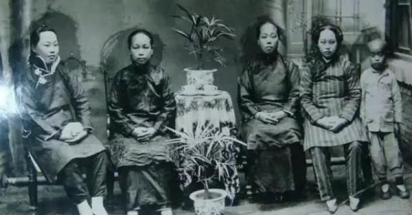 罕見晚清照片：生活在水深火熱下的人民，看見讓人心疼