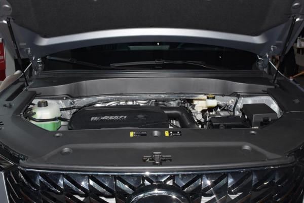 評測傳祺GS8，顏值高提速快，配2.0T渦輪引擎，關鍵18.68萬起