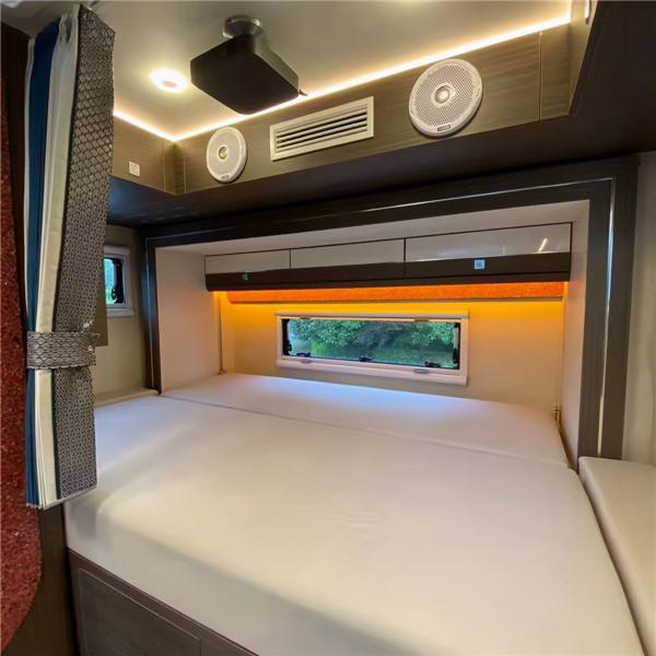 兩小時可將23.6度電充滿,瑞弗最新S820進口依維柯雙拓展房車 兩小時可將23.6度電充滿,瑞弗最新S820進口依維柯雙拓展房車