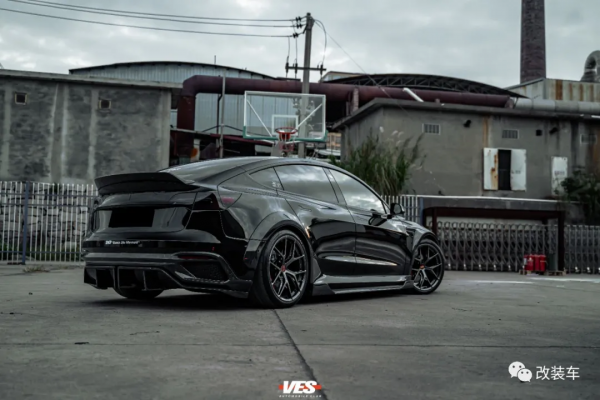 油價太貴被迫買Model 3高效能版,幫老婆磨合新車順便改裝玩玩 油價太貴被迫買Model 3高效能版,幫老婆磨合新車順便改裝玩玩