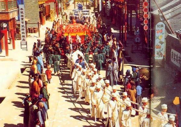 賈府有四大經濟收入,為何依然入不敷出?這三個原因是關鍵 賈府有四大經濟收入,為何依然入不敷出?這三個原因是關鍵