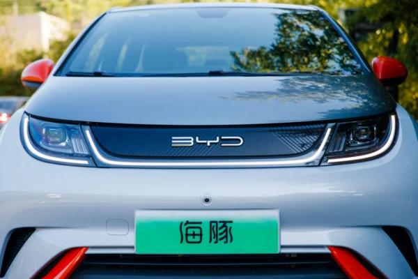 試駕海洋美學設計的比亞迪海豚“聰明且好開”是我對它的評價 試駕海洋美學設計的比亞迪海豚“聰明且好開”是我對它的評價