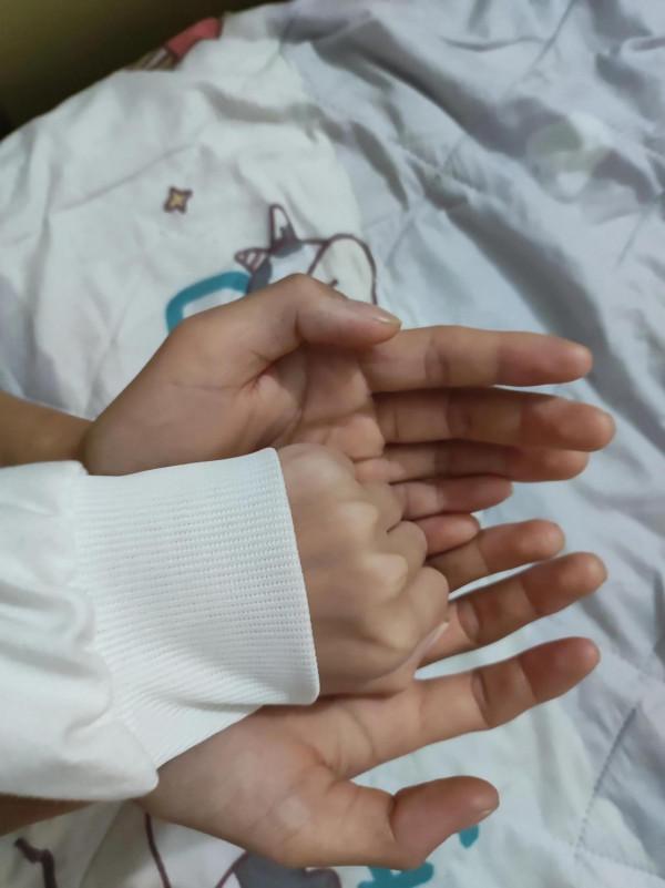 那天晚上，有點冷