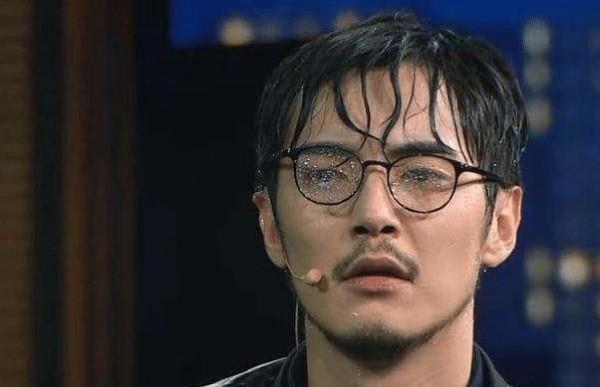 愛情公寓男演員現狀:2人娶了搭檔,2人暴瘦20斤,1人出國讀碩士 愛情公寓男演員現狀:2人娶了搭檔,2人暴瘦20斤,1人出國讀碩士