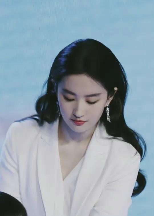 劉亦菲 ​​​可鹽可甜 劉亦菲 ​​​可鹽可甜