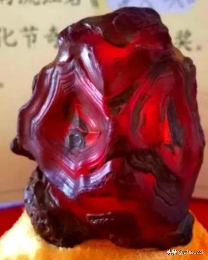 不可多得的多彩奇石 不可多得的多彩奇石