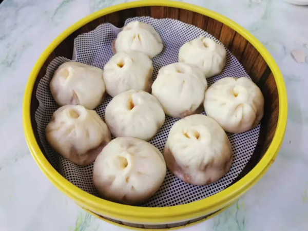 防城港一日遊：我和大劉酸了，想在這邊買房