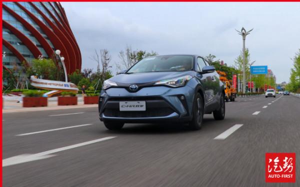 顏值高手極致殺手——試駕廣汽豐田C-HR雙擎