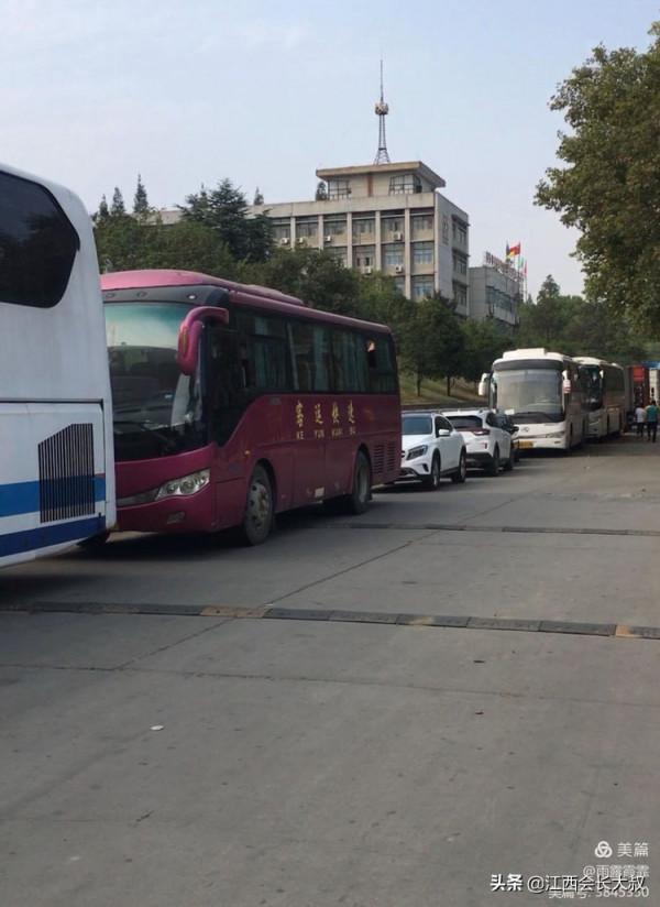 電影《你好，李煥英》和湖北化纖廠的故事