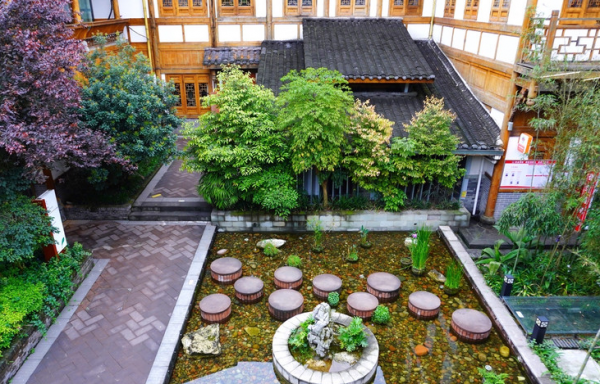 春日旅行約起來！來四川這座免費古鎮，感受“煙雨柳江”