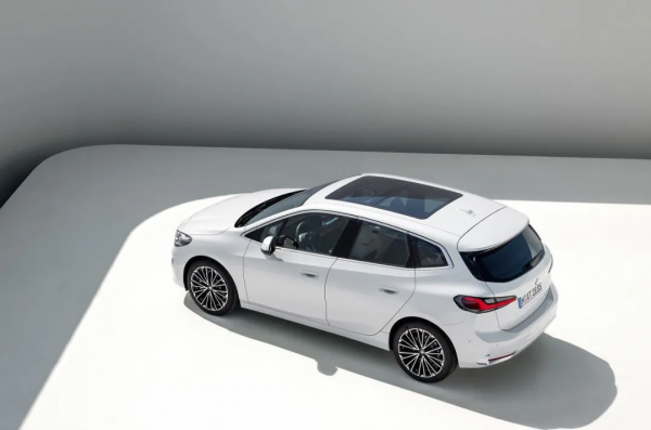 什麼是男男女女都喜歡的寶馬“小麵包”？