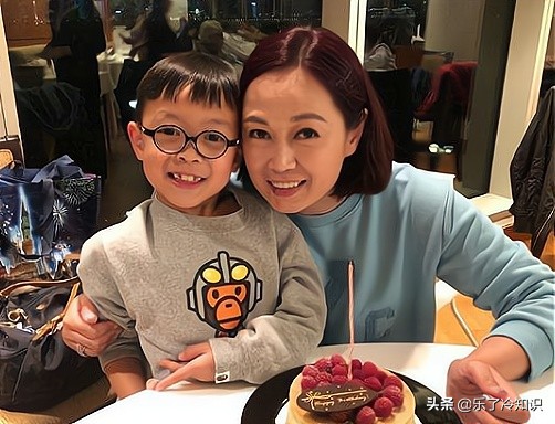 《尋秦記》走紅的“朱姬”，未婚先孕錯失發展機會，袁詠儀的閨蜜