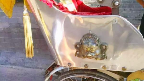 北京蹬三輪大爺1小時掙150元,住四合院,真正身份是“貝勒” 北京蹬三輪大爺1小時掙150元,住四合院,真正身份是“貝勒”