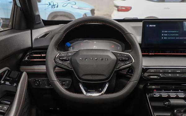 6-10萬SUV哪家強？吉利、寶駿、哈弗對比，3車口碑都不錯，選誰？