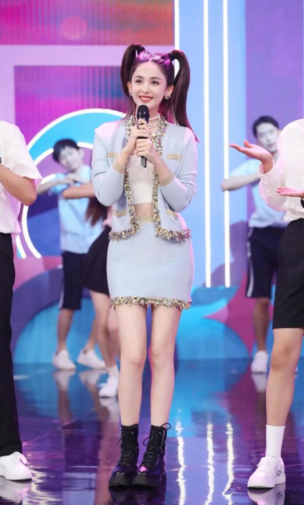 5位新疆美人珠寶加持：佟麗婭，熱巴，娜扎，麥迪娜...誰最美？