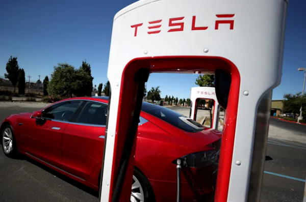 昨夜今晨：商湯科技重新啟動公開招股 蘋果尋求駁回印度反壟斷指控