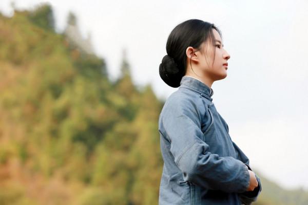 賈平凹《天狗》：借夫養夫的“三角戀”，慾望終究“敗”給了道德