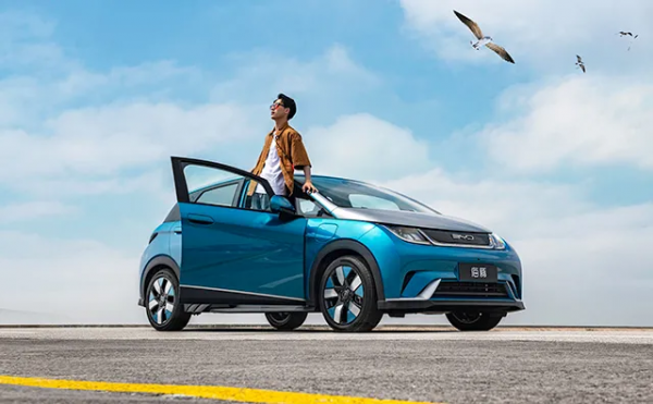 充電的人，怎麼過得比加油的人更好？