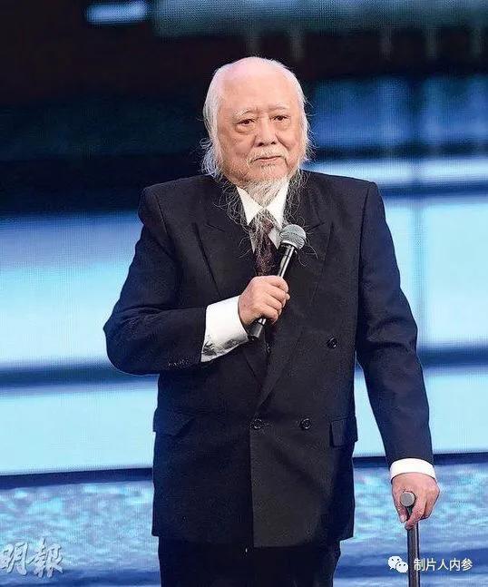 87歲楚原走路要人扶，曾患怪病神智不清，南紅不離不棄50年