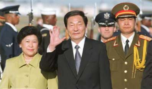 99年朱鎔基回答臺灣問題,巧妙引用美國獨立戰爭:向林肯總統學習 99年朱鎔基回答臺灣問題,巧妙引用美國獨立戰爭:向林肯總統學習