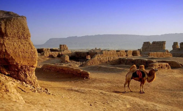 沿著古道行走，去聆聽古中國的脈搏