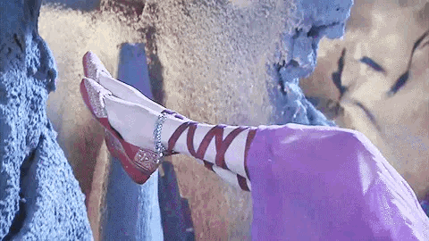 拒絕“偽高階”造型,把“彩虹”穿在身上,才是古裝劇該有的樣子 拒絕“偽高階”造型,把“彩虹”穿在身上,才是古裝劇該有的樣子