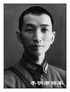 四野兵臨城下,蔣軍要求起義,我軍政委搖頭:你們只能投降 四野兵臨城下,蔣軍要求起義,我軍政委搖頭:你們只能投降
