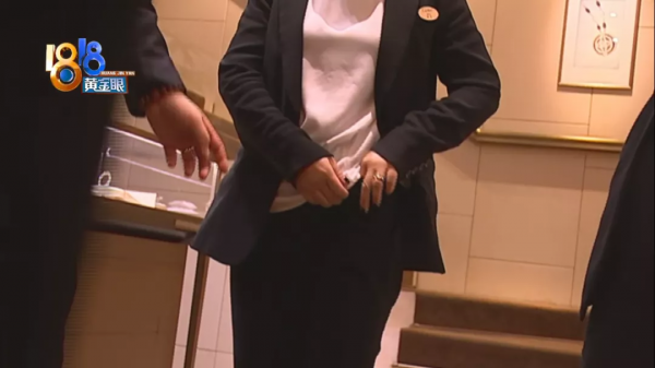 近14萬的卡地亞表，顧客評價是“廢品”