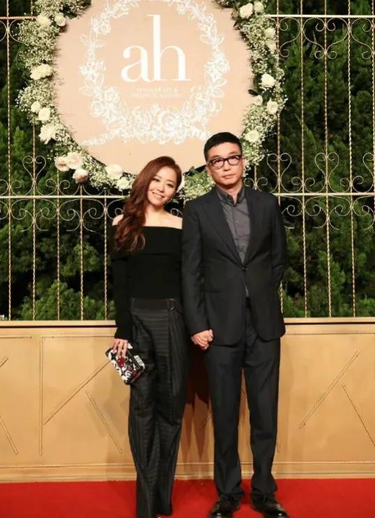 當年參加過“黃曉明與Angelababy”世紀婚禮的明星夫妻幾乎都離婚