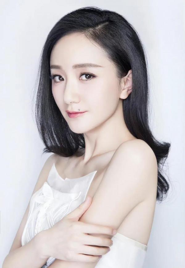 十位女星養眼美圖欣賞，個個美若天仙，你最喜歡誰呢？