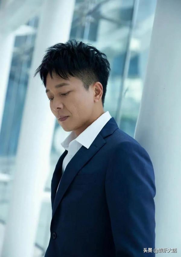 年輕時一般,年紀大了卻越來越帥,這5位男星,贏在了人生下半場 年輕時一般,年紀大了卻越來越帥,這5位男星,贏在了人生下半場