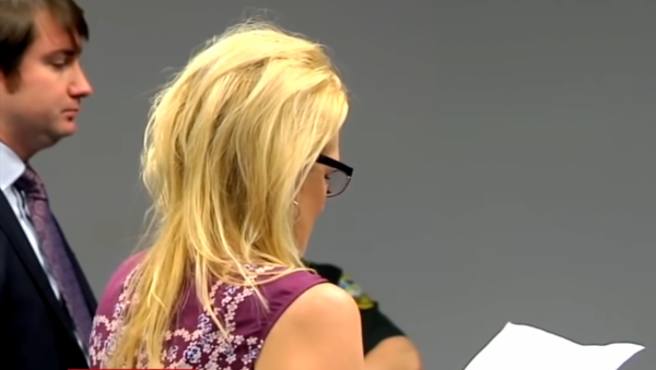 2000年,美國男子掉入湖中判定為鱷魚吞食,18年後妻子與好友被捕 2000年,美國男子掉入湖中判定為鱷魚吞食,18年後妻子與好友被捕