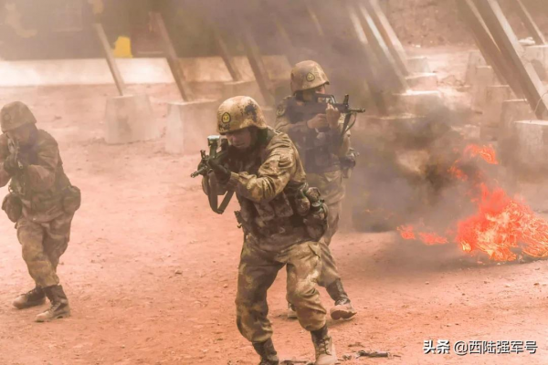 營長簡春,中央軍委表彰! 營長簡春,中央軍委表彰!