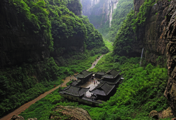 國慶假期 重慶武隆“天生三橋”成熱門打卡地