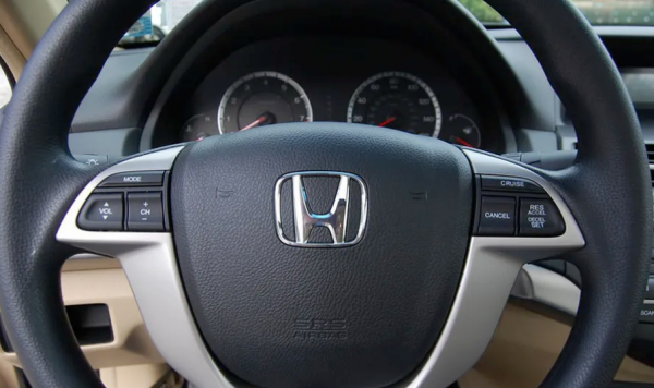 舊款本田、謳歌汽車遭遇 Y2K22&OpenCurlyDoubleQuote;千年蟲&rdquo;問題