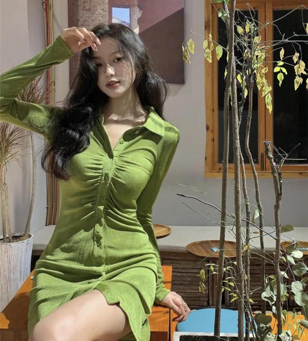 詩詞•綠色連衣裙少女