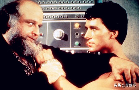 還記得《大西洋底來的人》嗎？當年的麥克·哈里斯近況如何？