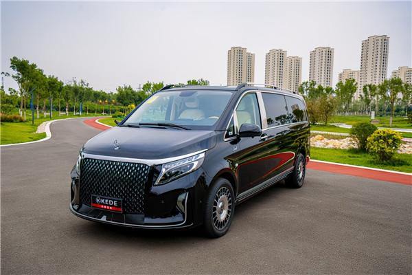 新款賓士V級商務車奢侈品牌,克蒂聖母峰M系列限量版 新款賓士V級商務車奢侈品牌,克蒂聖母峰M系列限量版