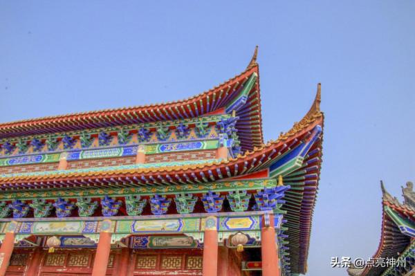 廟還是景區？這個充滿人間煙火氣息的古廟，所遭遇的身份困局