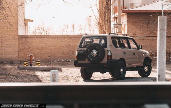 用這臺普拉多J95，帶你回到上個世紀70年代