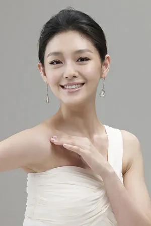 欣賞一下結婚前的大S，你覺得她算清純型女星代表嗎？