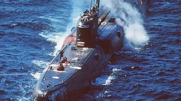 不能輕易放過美國，外交部三問核潛艇事故，必須給個說法