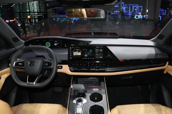 14.59萬起 新款長安UNI-K上市 推5種選裝包