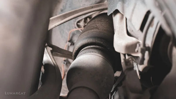 拯救15年車齡的奧迪草原狼，不惜成本也要修