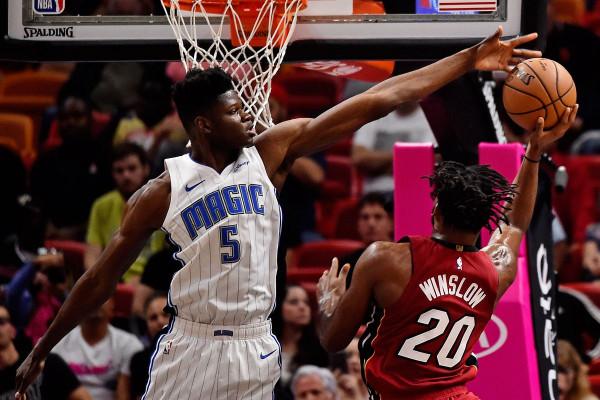 這些NBA謊言騙了多少人?科比跳汽車,喬丹首次退役,張伯倫20000 這些NBA謊言騙了多少人?科比跳汽車,喬丹首次退役,張伯倫20000